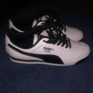 Brand New never been worn. Men’s Tennis Shoe